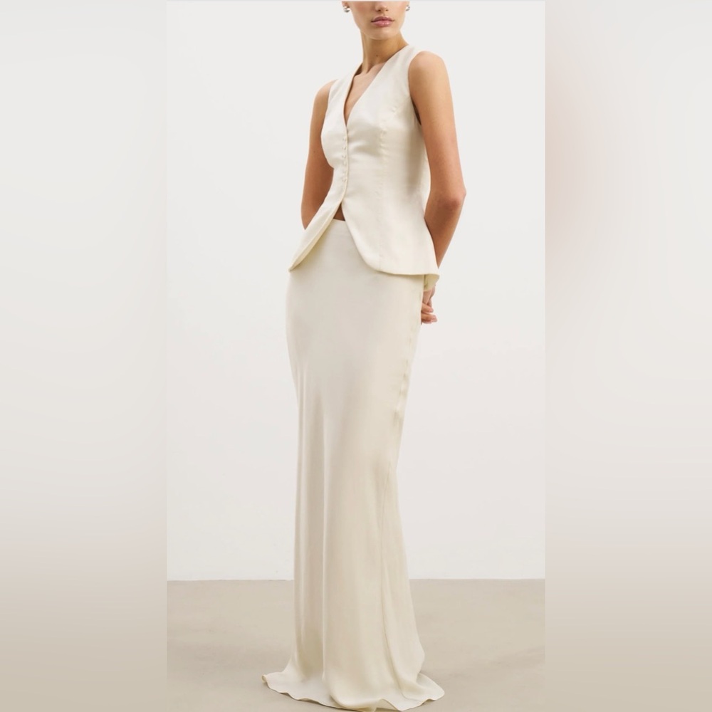 BOA Cupro Bias- Cut Maxi Skirt and Vest Two Piece Set - Picture 2 of 5